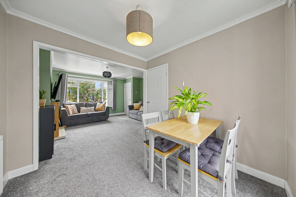 Broomfield Avenue Hasland